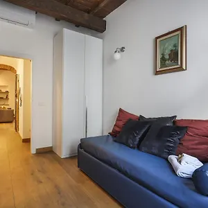 Oltrarno Modern In Italia