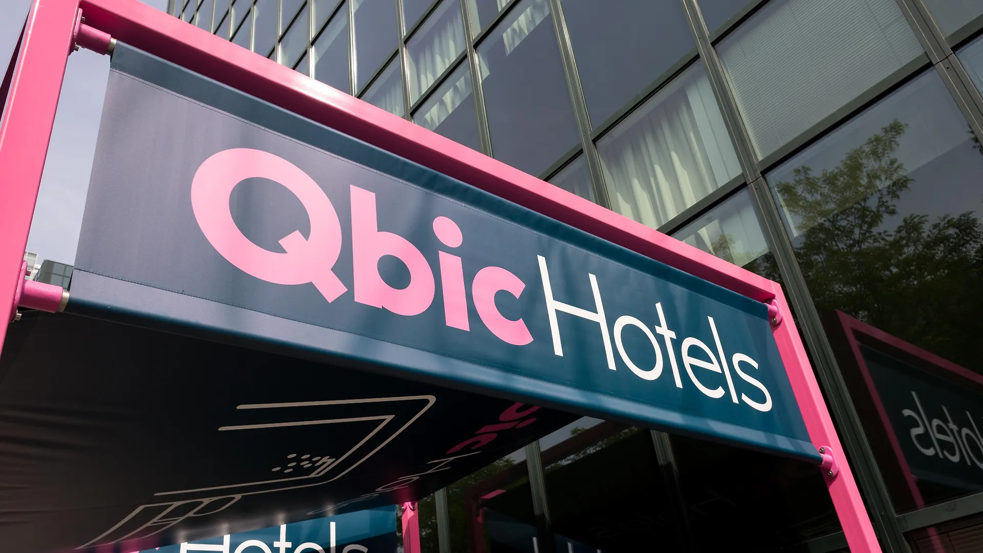 Qbic Amsterdam Wtc Otel 3*,