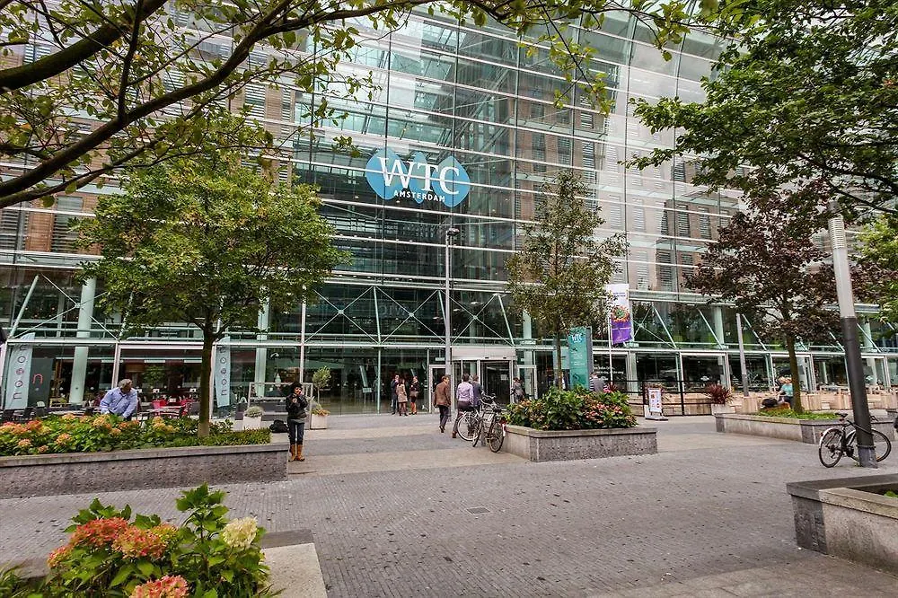Qbic Amsterdam Wtc Otel