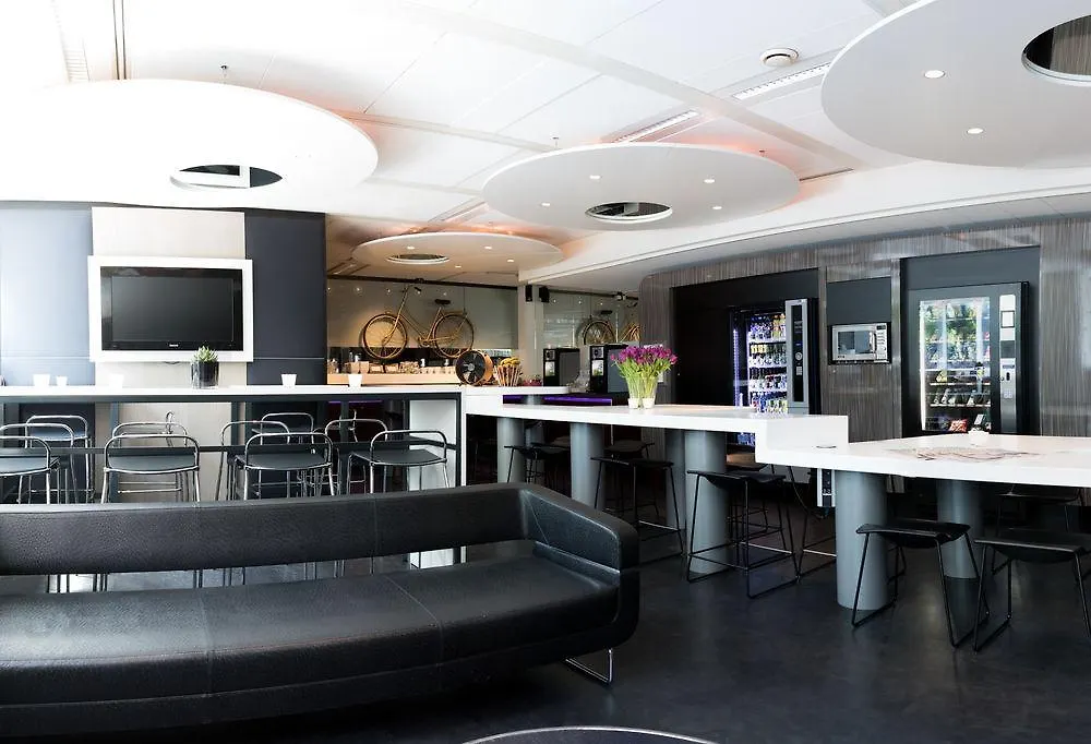 Qbic Amsterdam Wtc Otel 3*,
