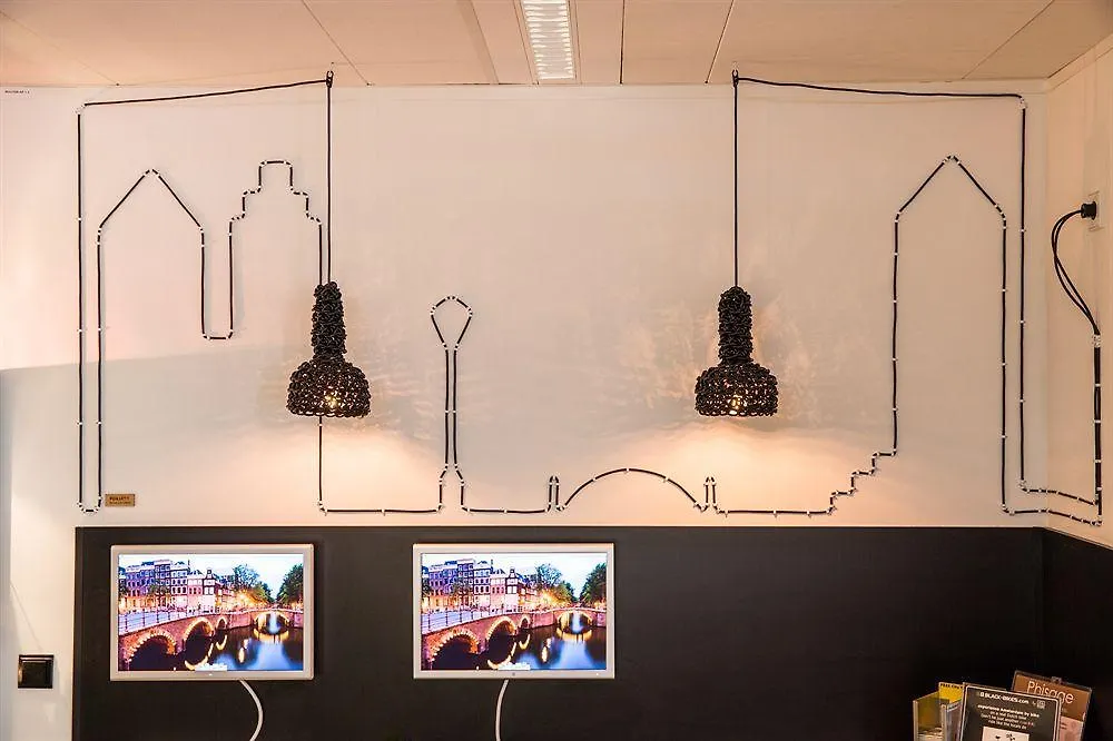 Qbic Amsterdam Wtc Otel 3*,  Hollanda