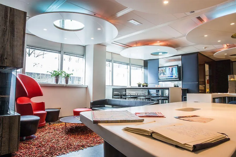 ***  Qbic Amsterdam Wtc Otel Hollanda
